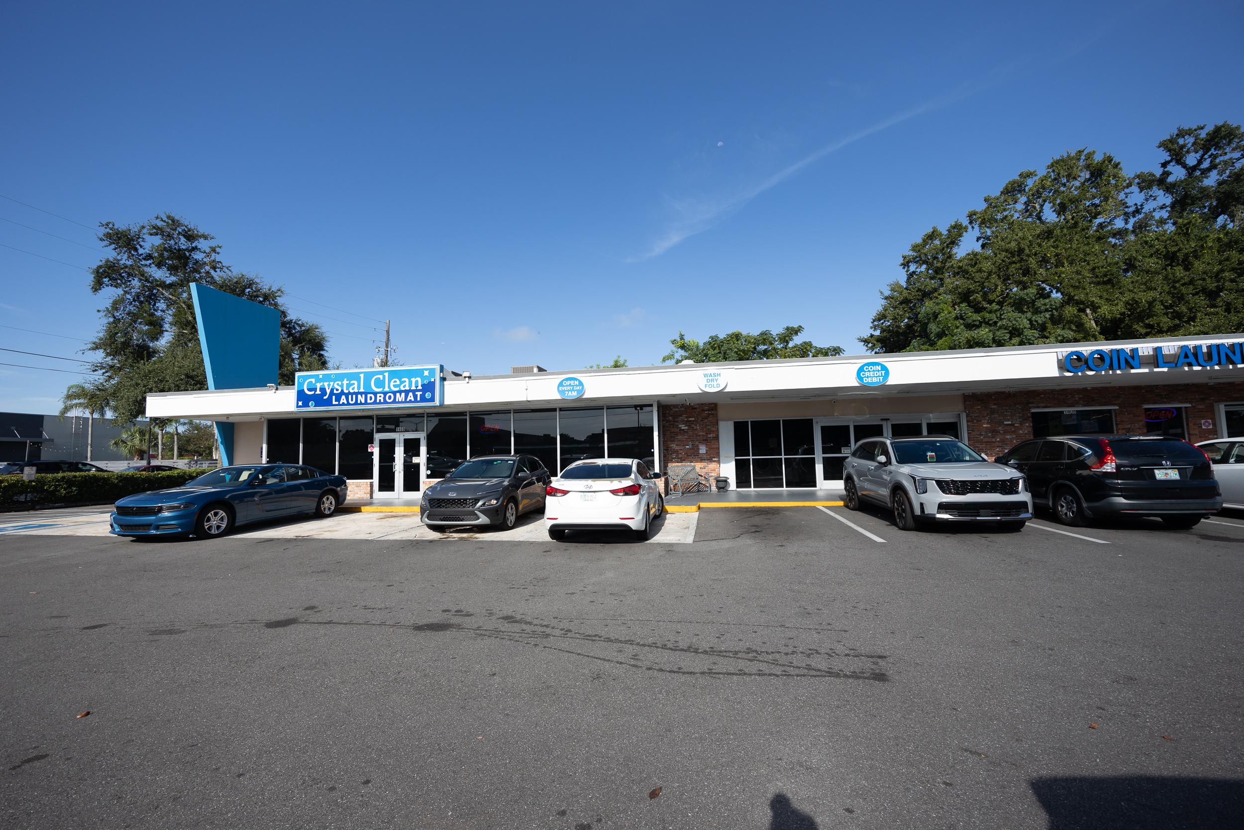 Crystal Clean Laundromat 70436