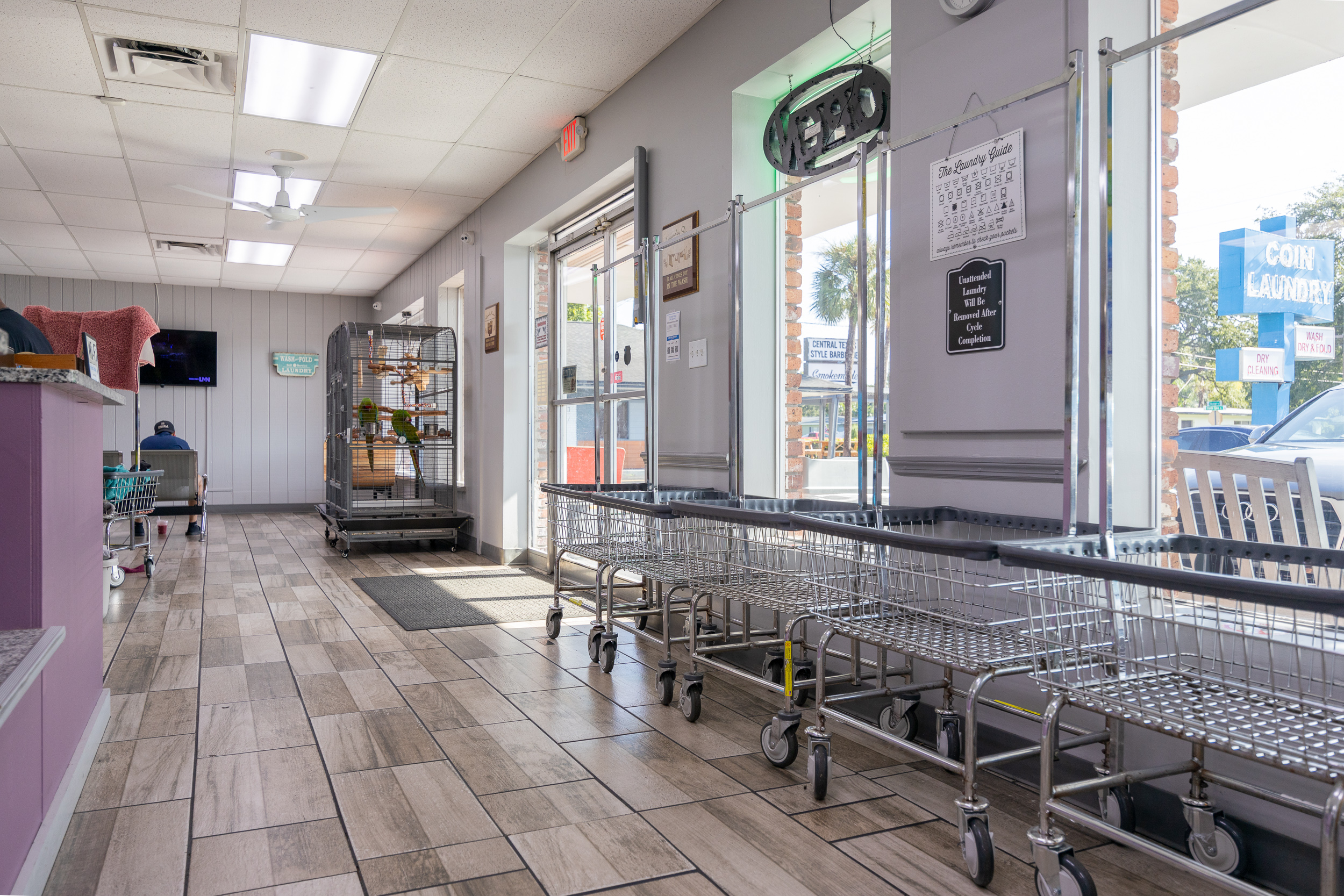 Crystal Clean Laundromat 70512 (1)